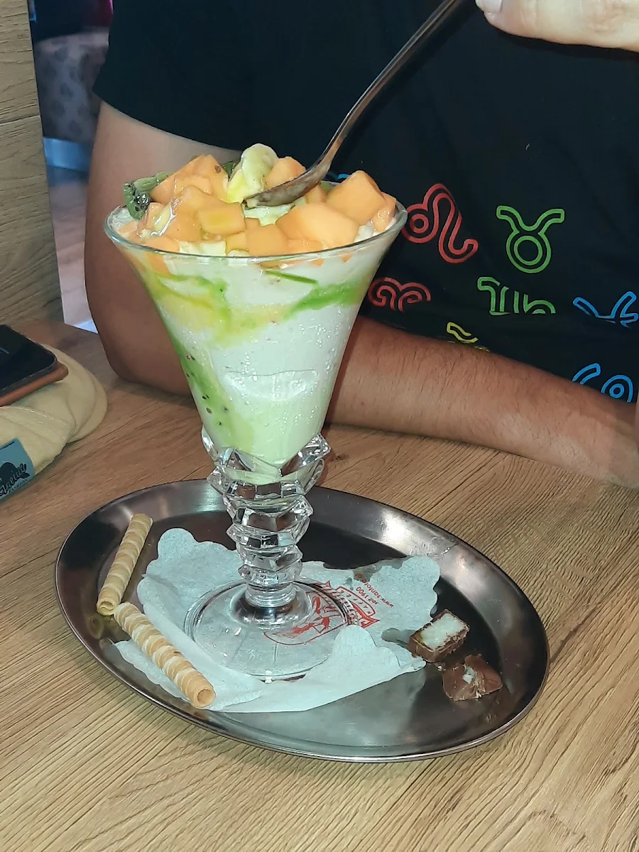 Hawaiibecher, Bäckerei - Café - Konditorei Lukas Pauntzen