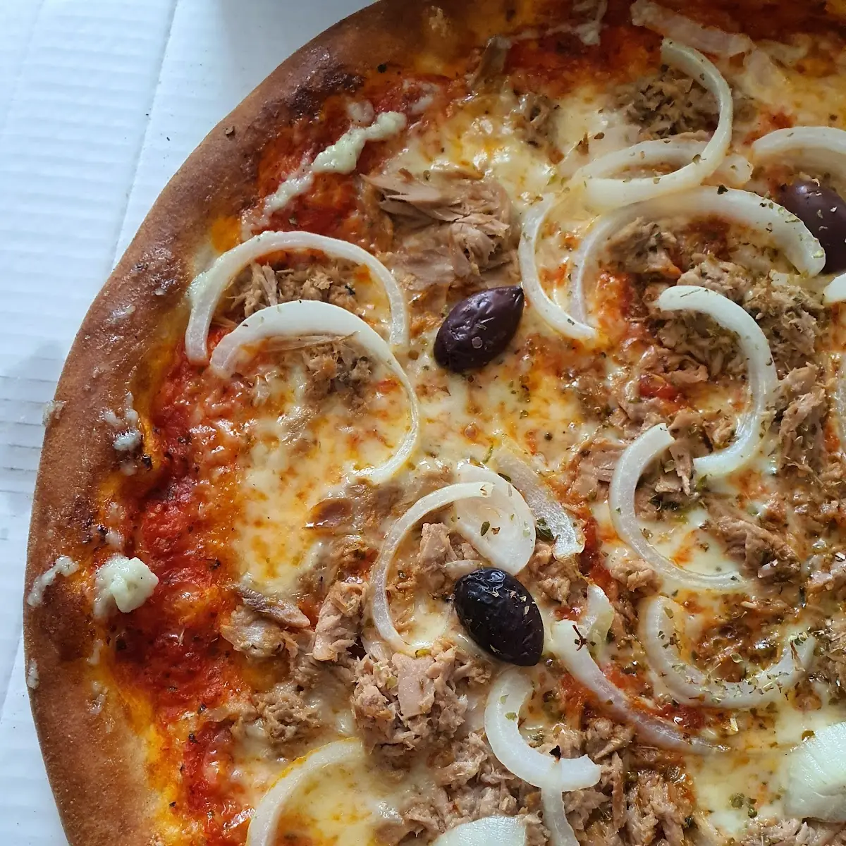 Pizza Tonno