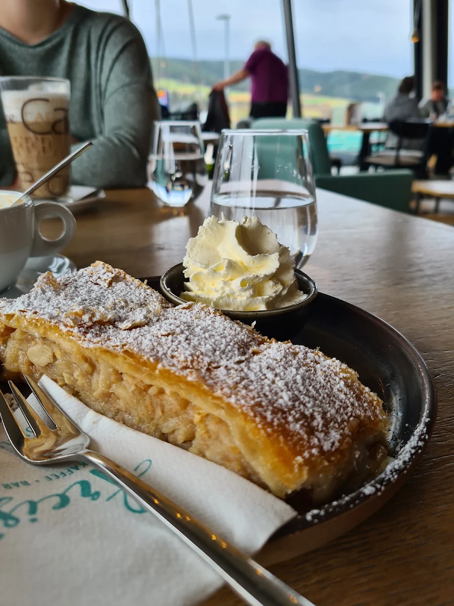 Apple Strudel