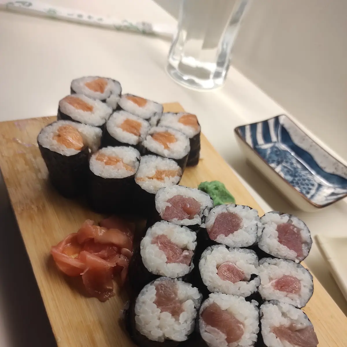 Maki Salmon Tuna