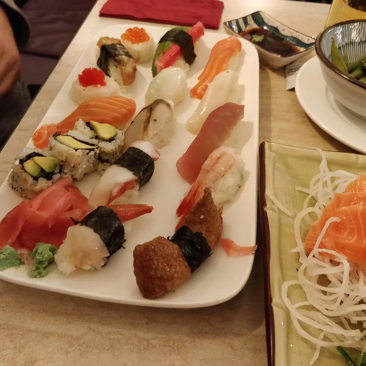 Sushi Deluxe