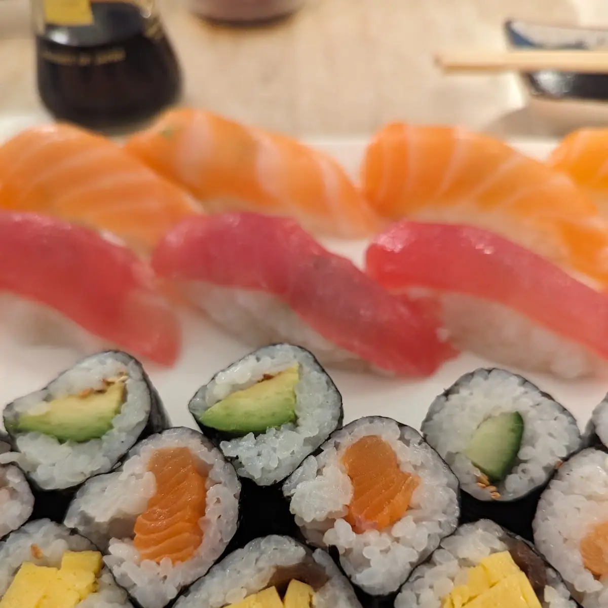 Sushi Teller Spezial 2 Personen