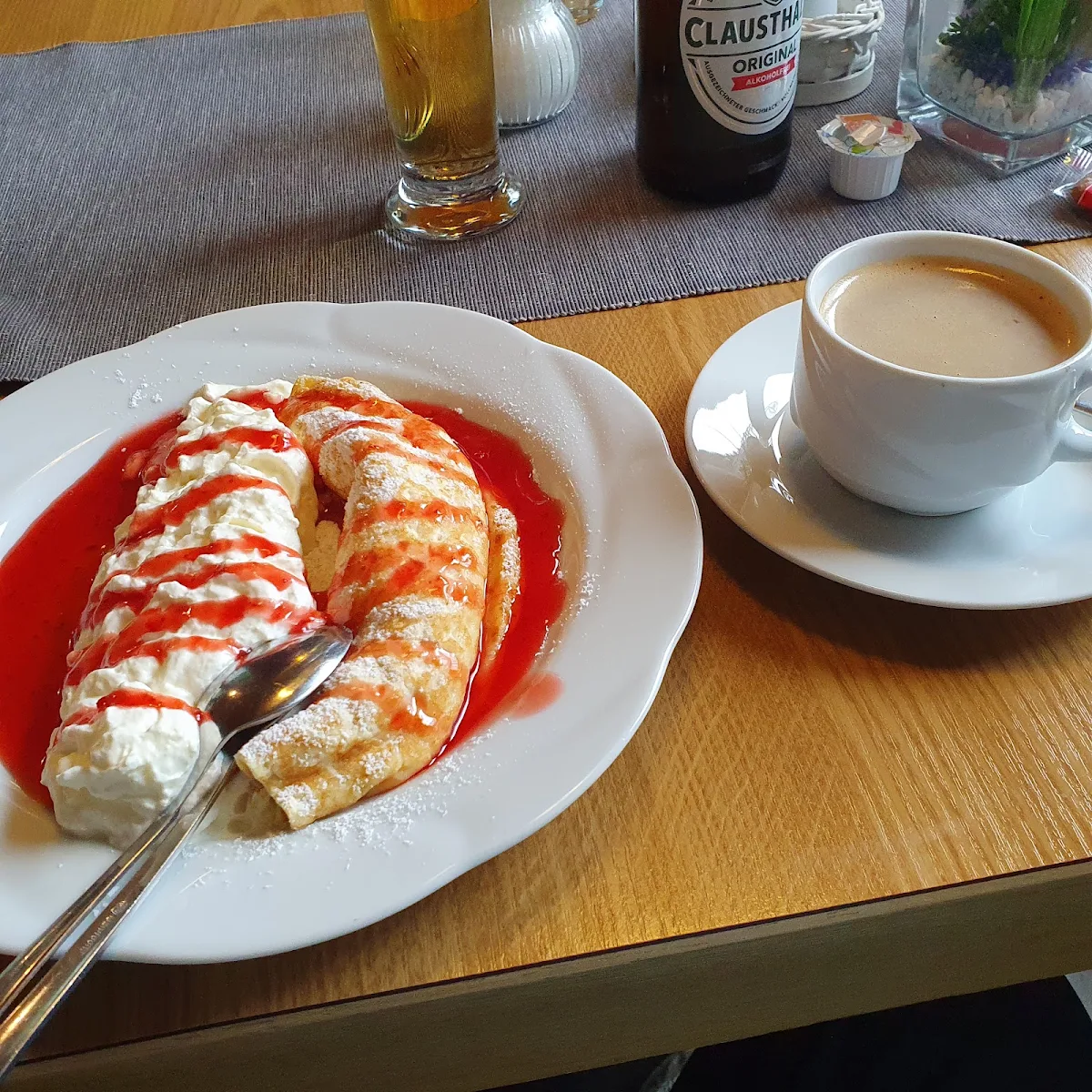 Palatschinken Gefüllte Pfannkuchen