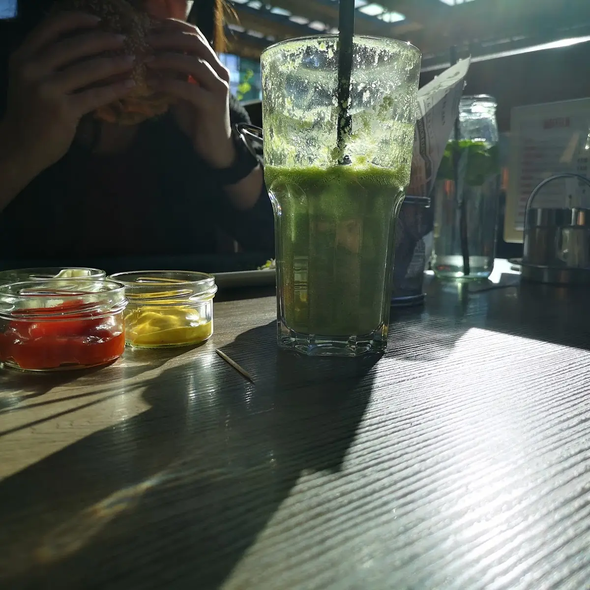 Grean Und Beast Smuthi