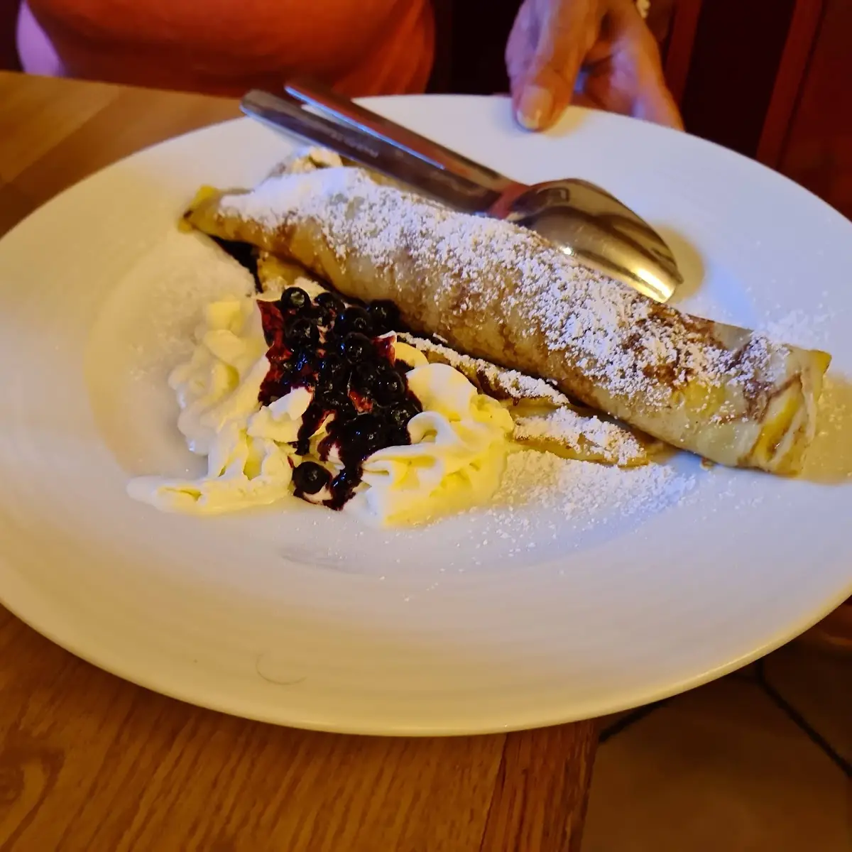 Heidelbeerpalatschinken, Gasthof - Restaurant Löcker