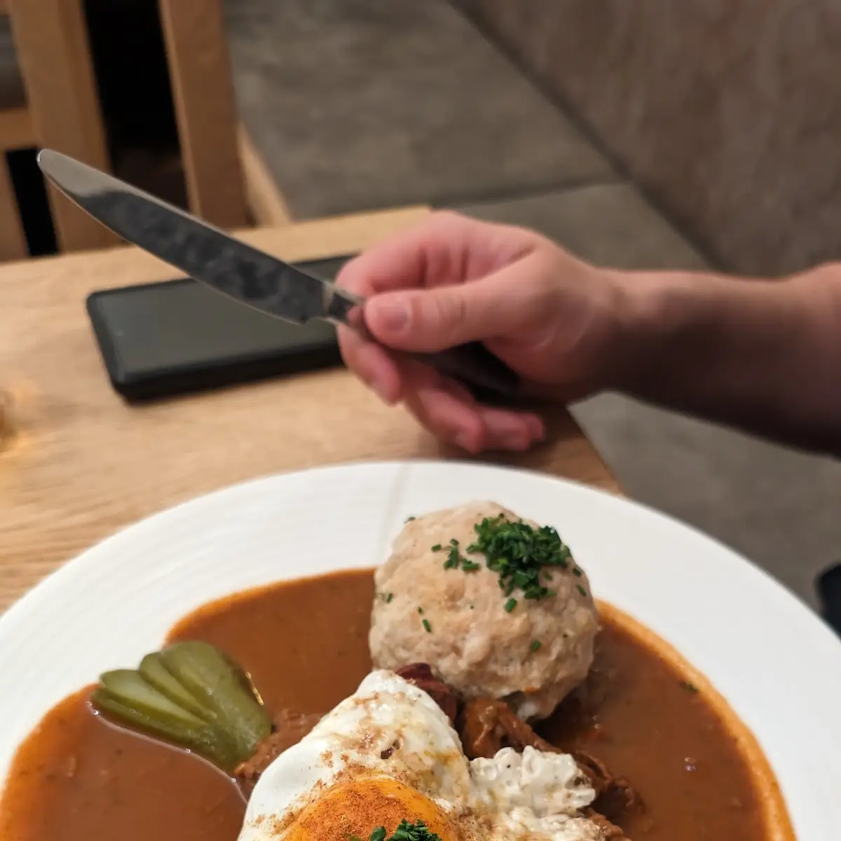 Herrengulasch, Gasthof - Restaurant Löcker