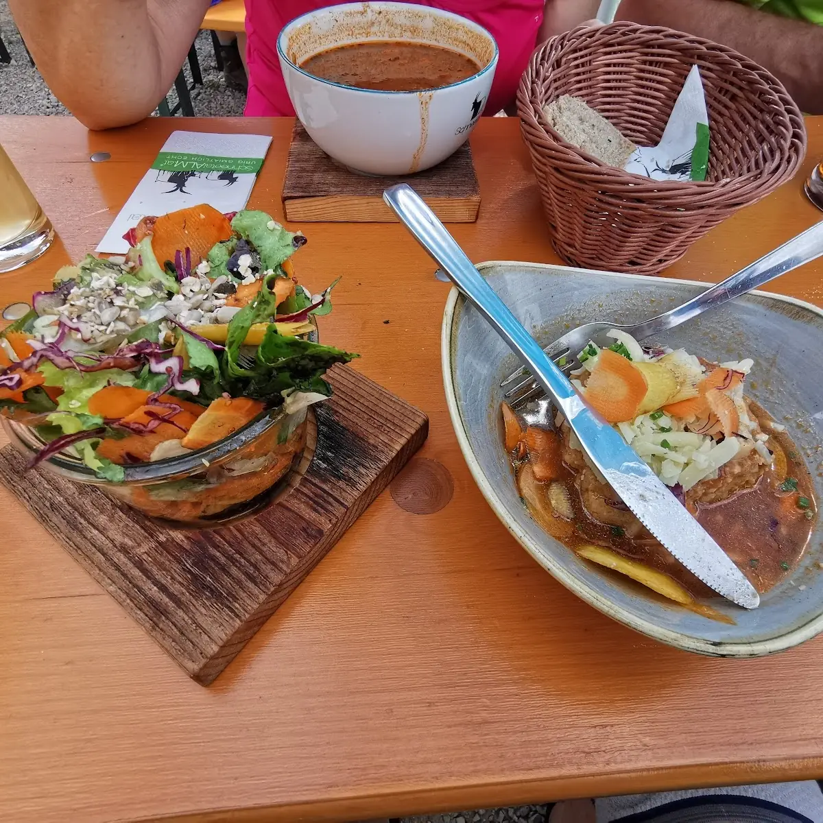 Kaspressknödel Mit Salat