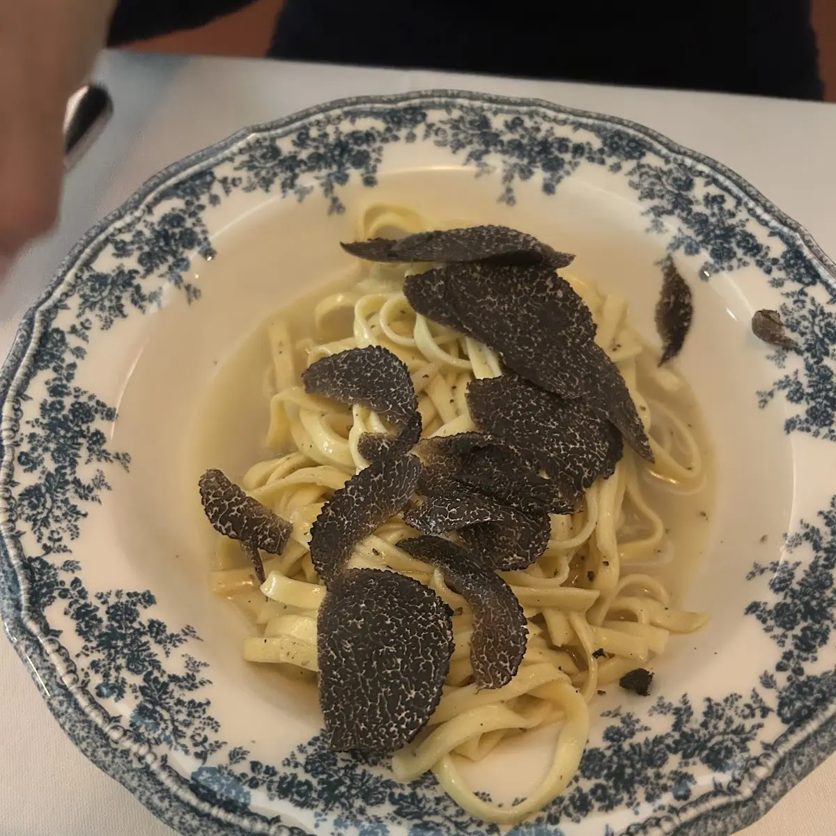 Caramelle Con Formaggio E Tartufo