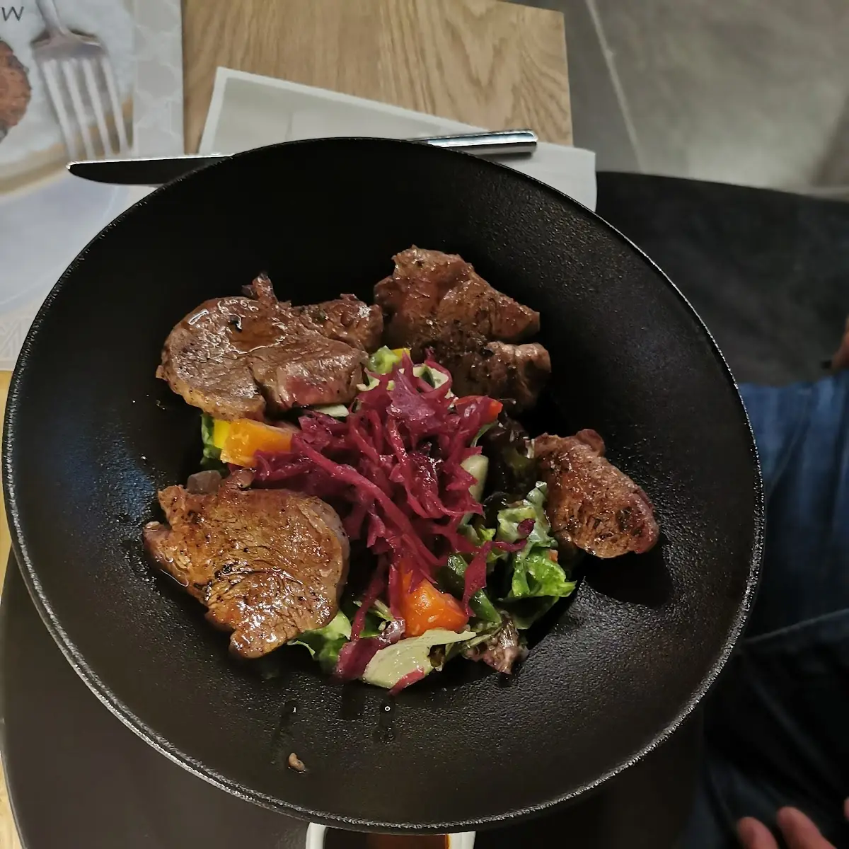 Cowboy Rinderstreifen Mit Salat