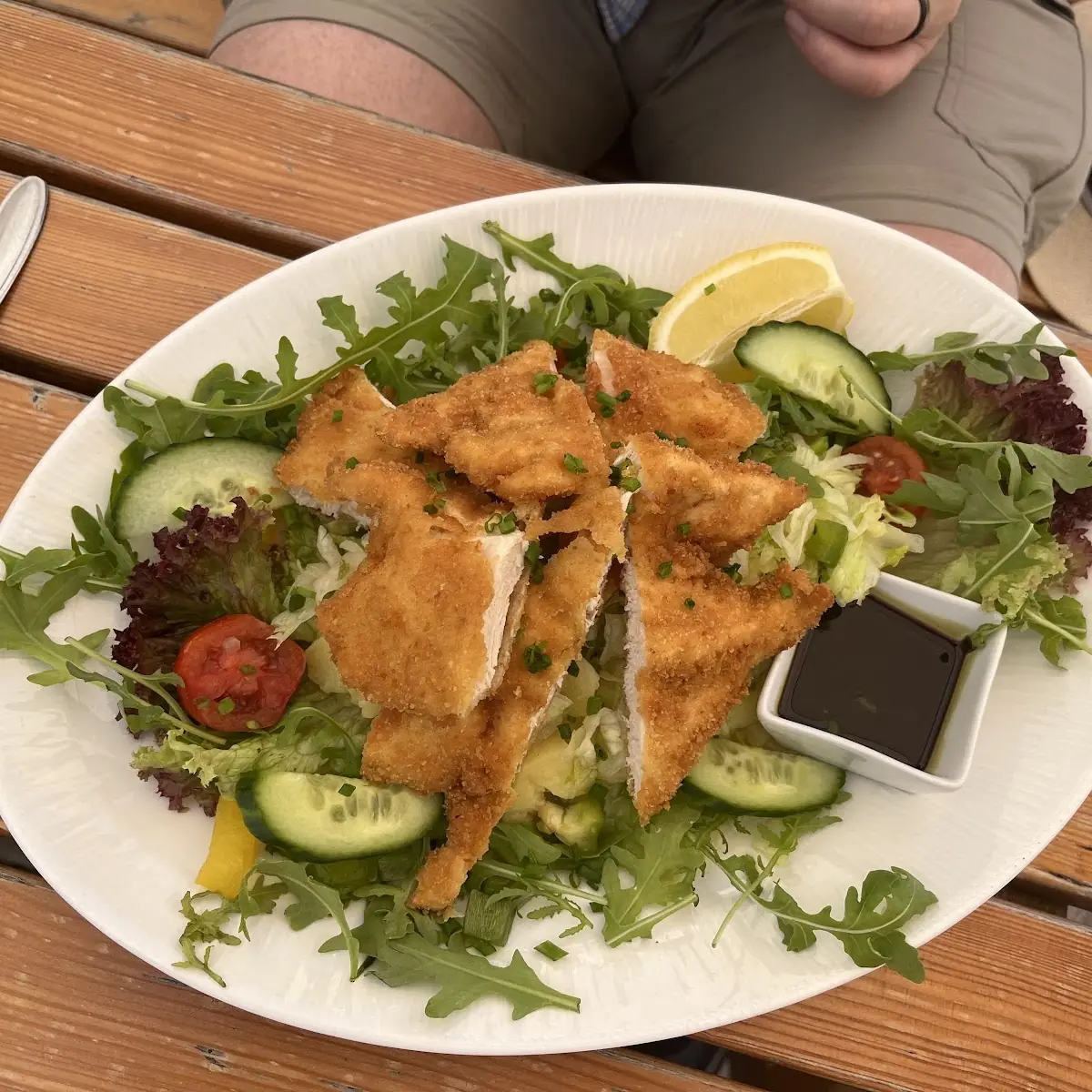 Backhendl Salat