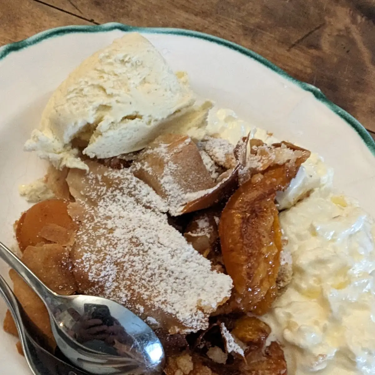 Marillenstrudel