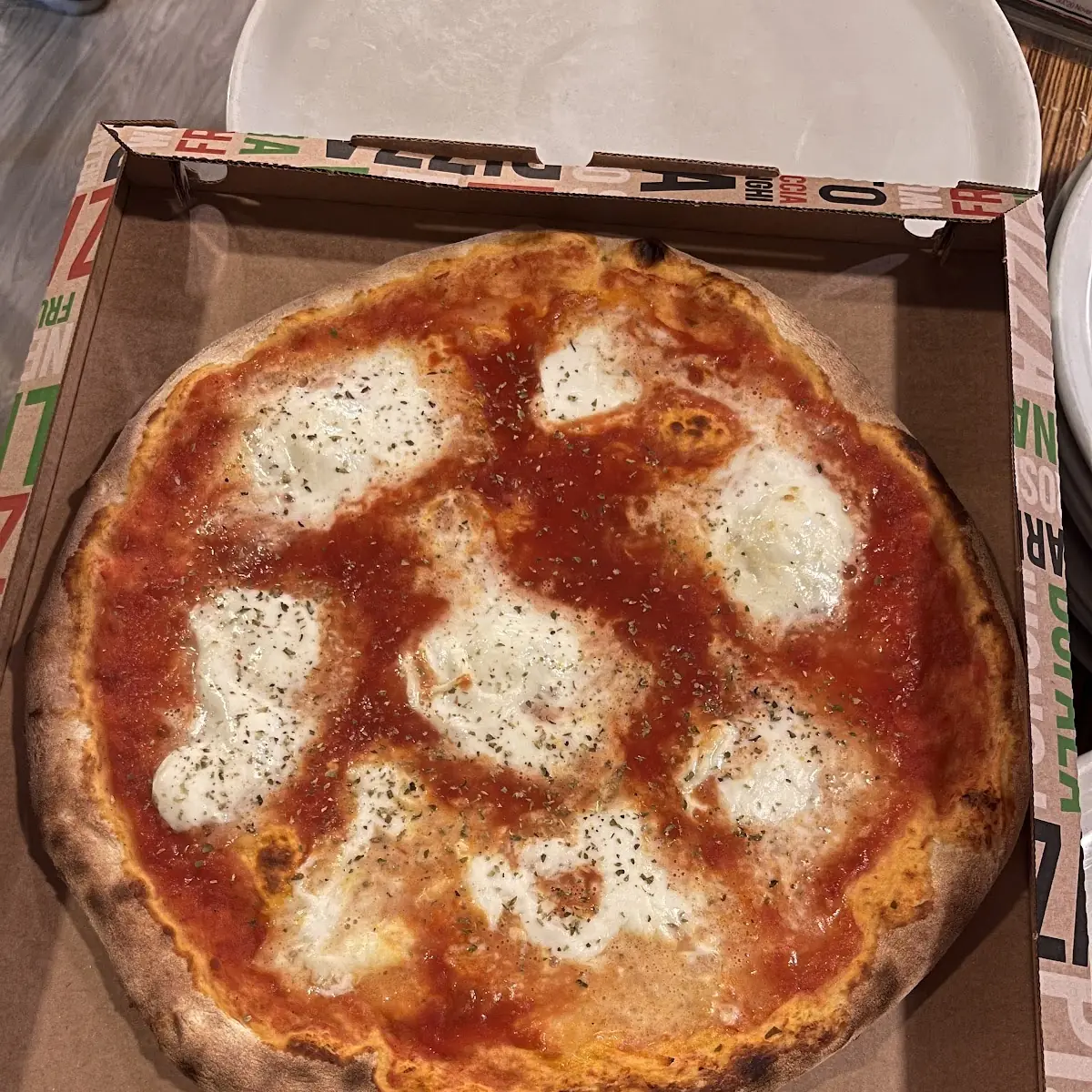 Buffalo Pizza