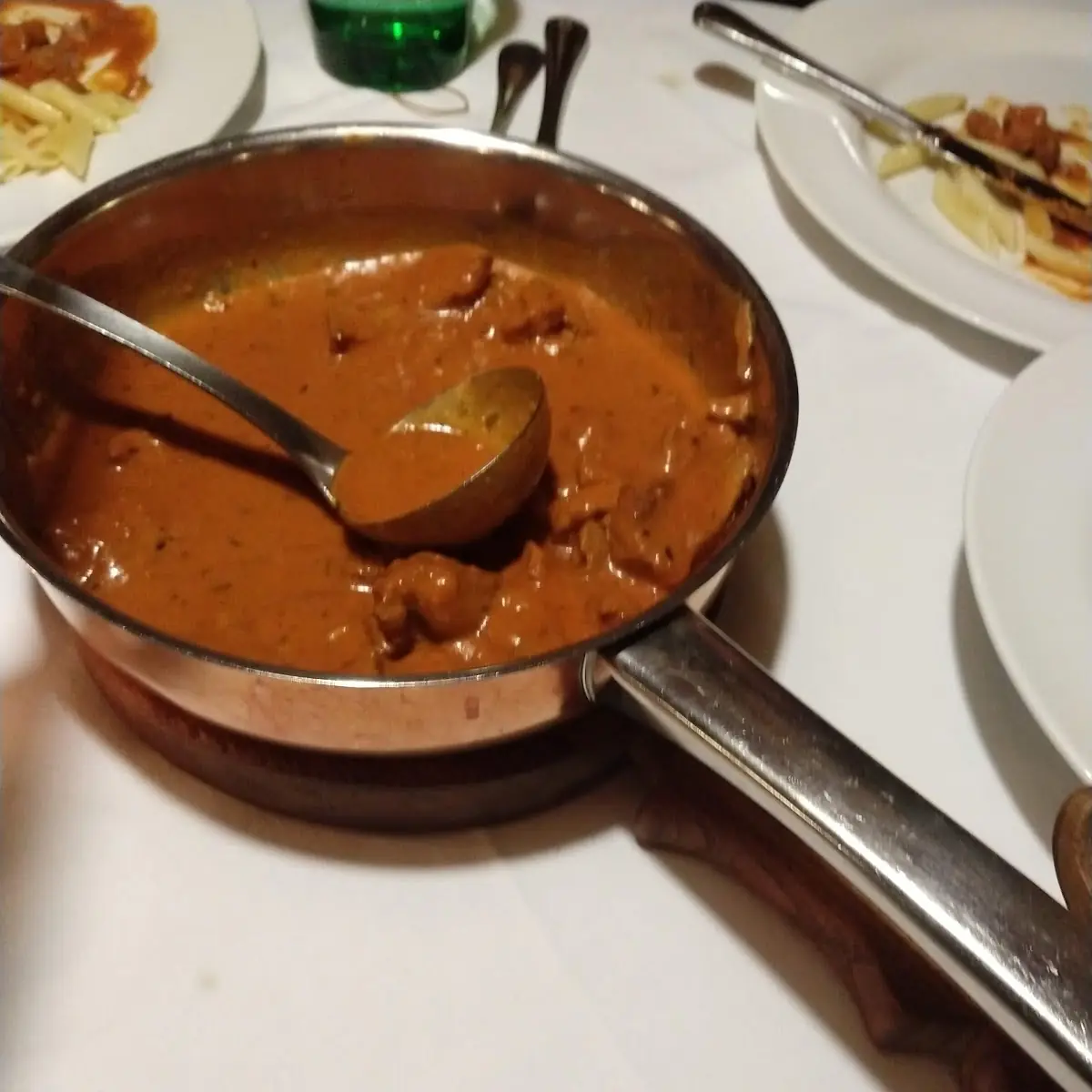 Kafbsgeschnetzeltes Om Paprika-rahmsause