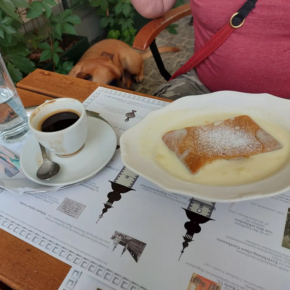 Apfeltasche Mit Vanillesauce