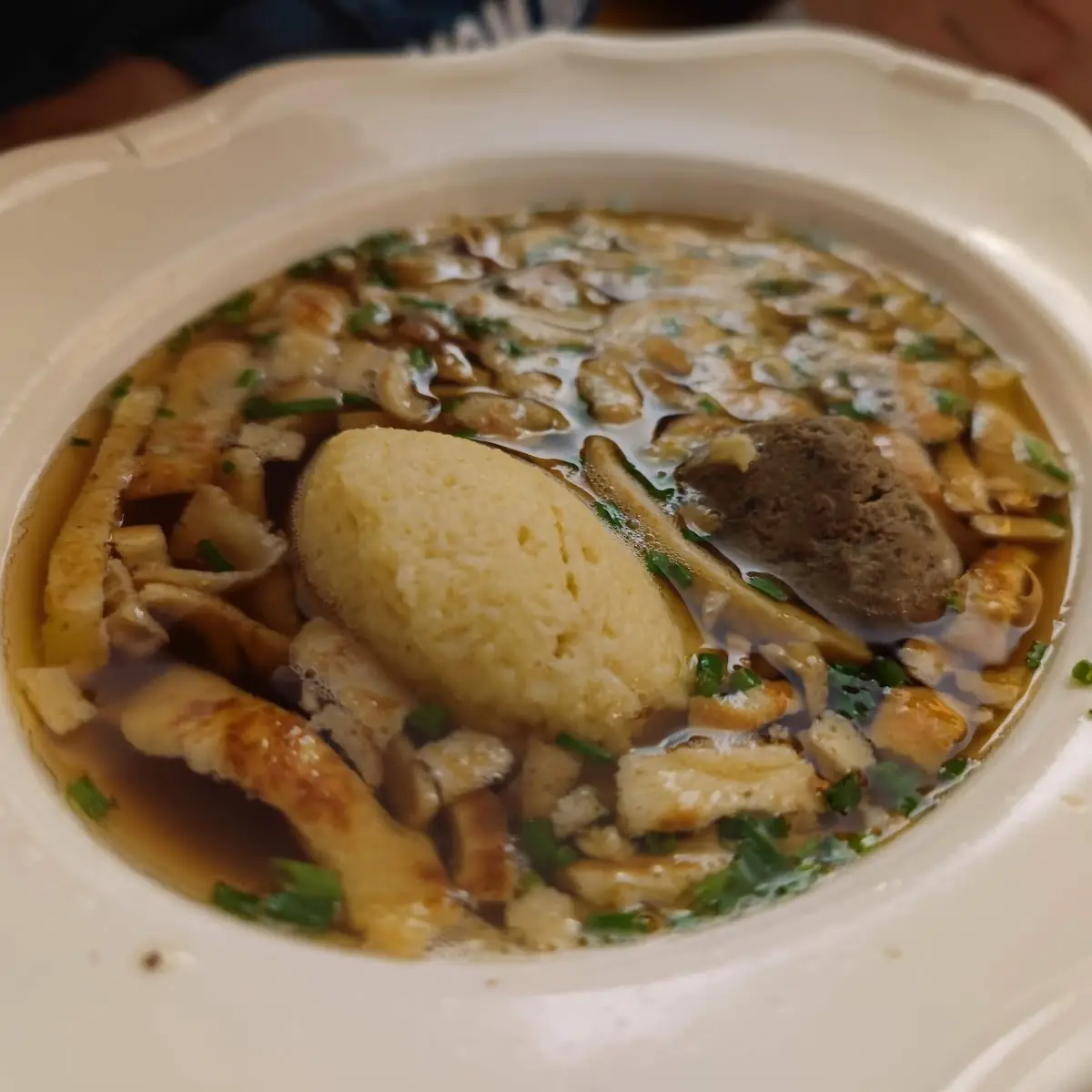 Rinderkraftsuppe Mit Einlage Nach Wahl
