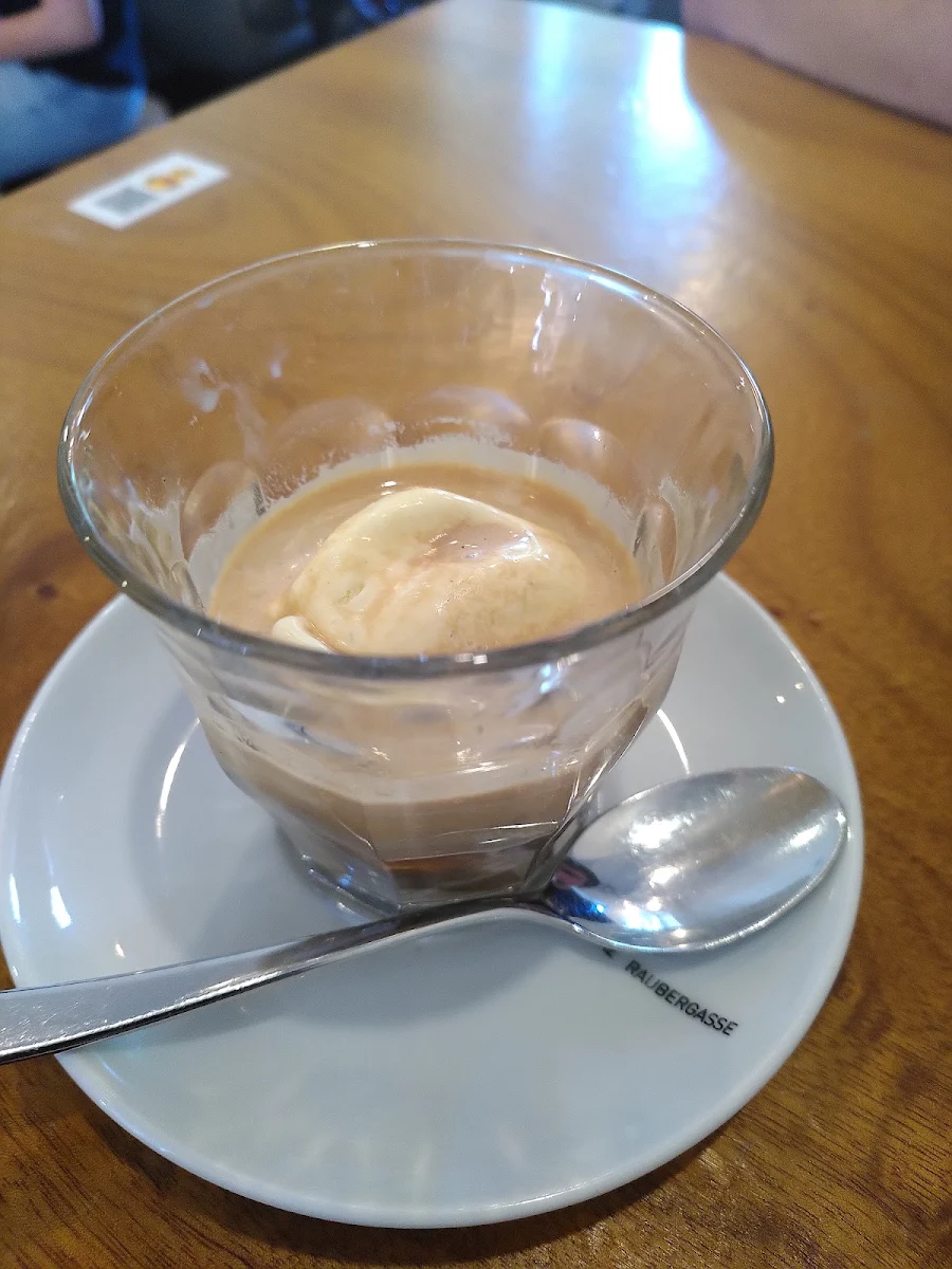 Affogato Espresso Mit Vanilleeis