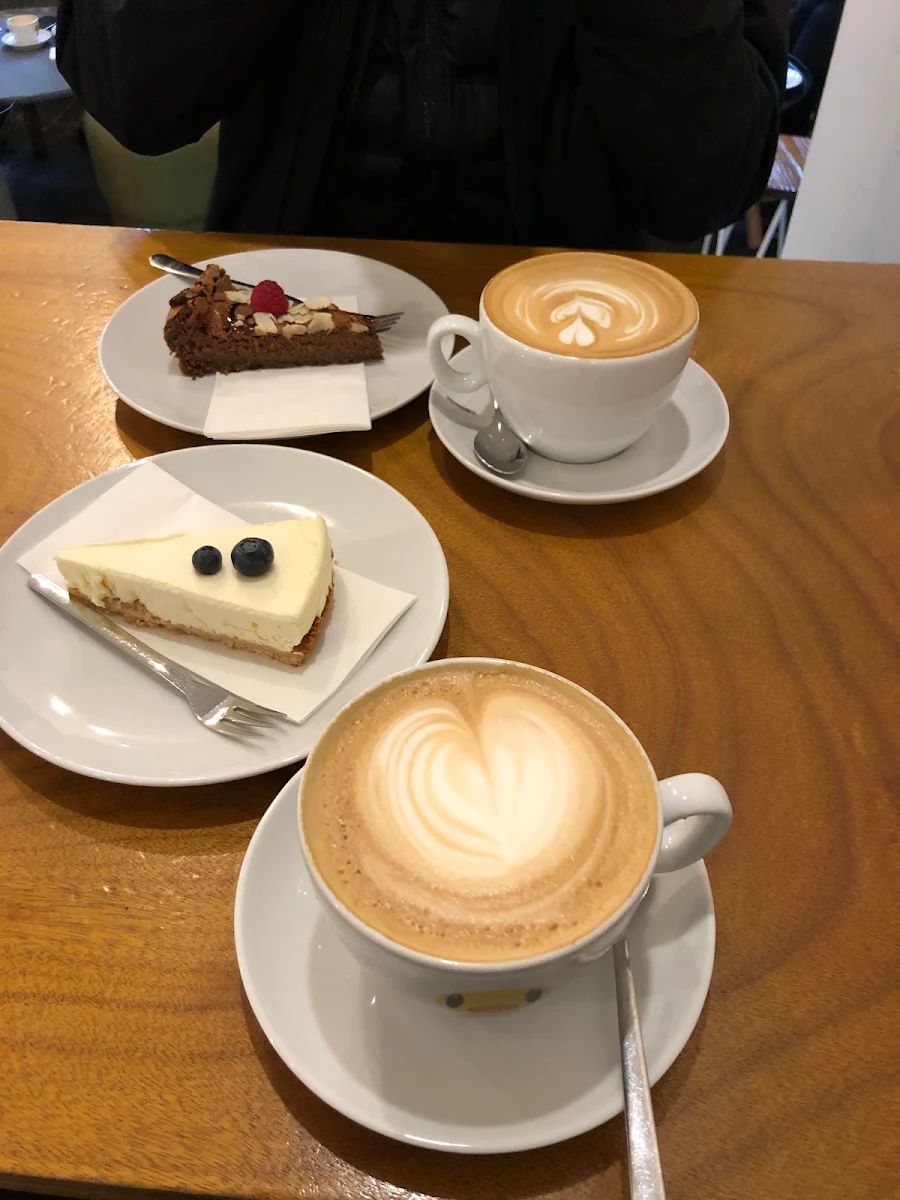 Cappuccino & Kuchen
