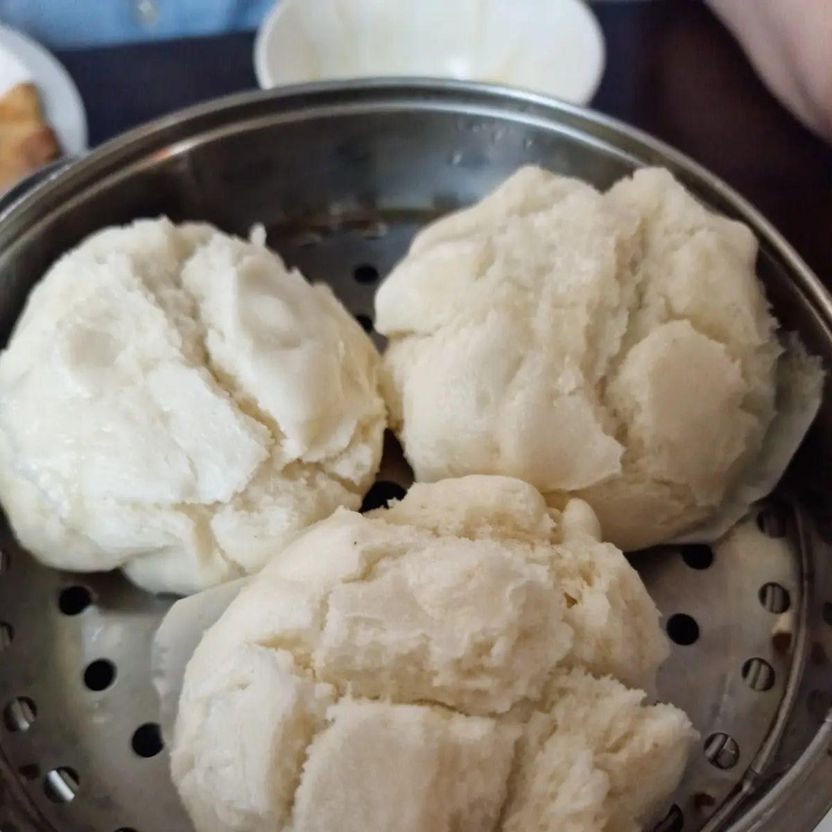 Knödel Mit Honigmarinade Gegrilltes Schweinefleisch