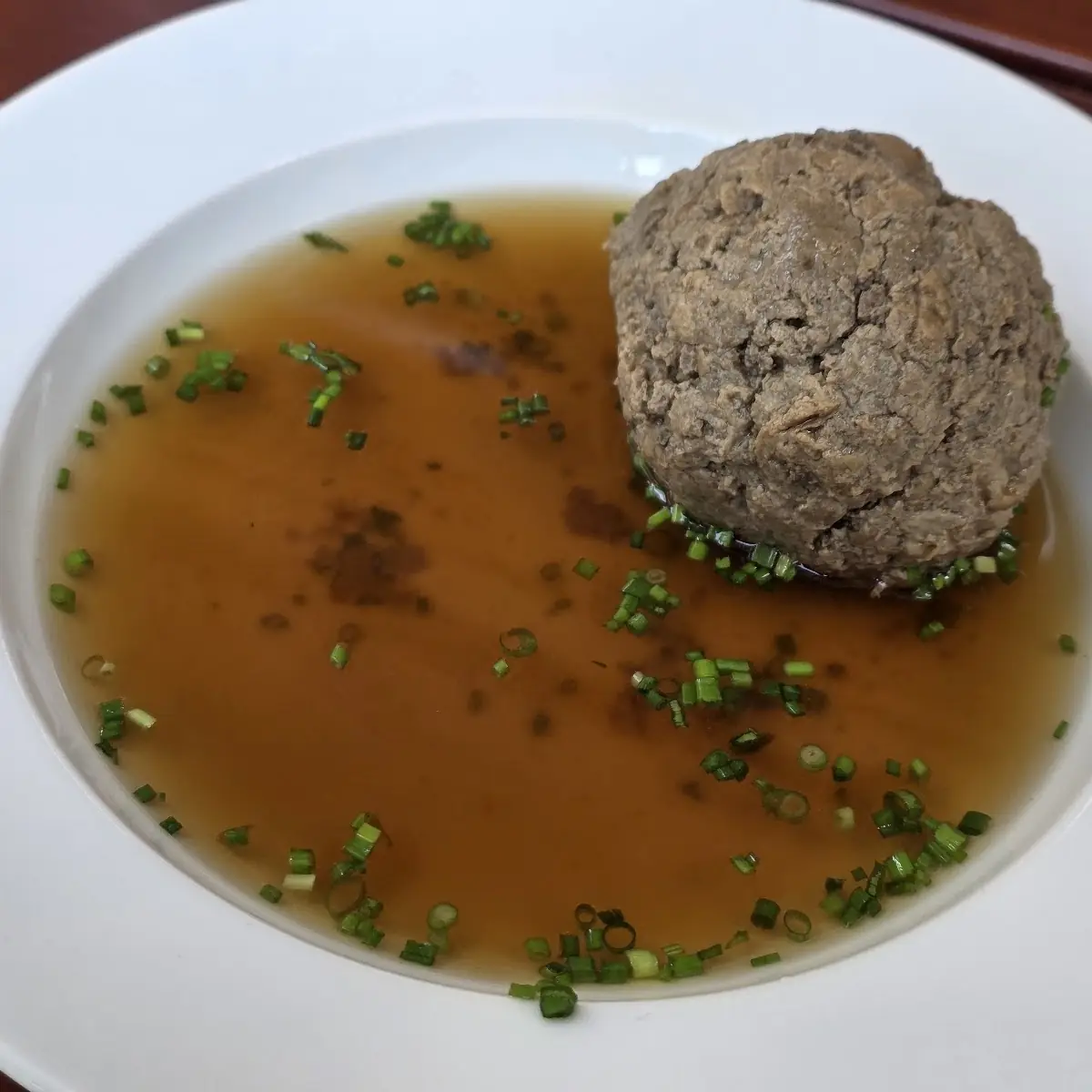 Leberknödelsuppe