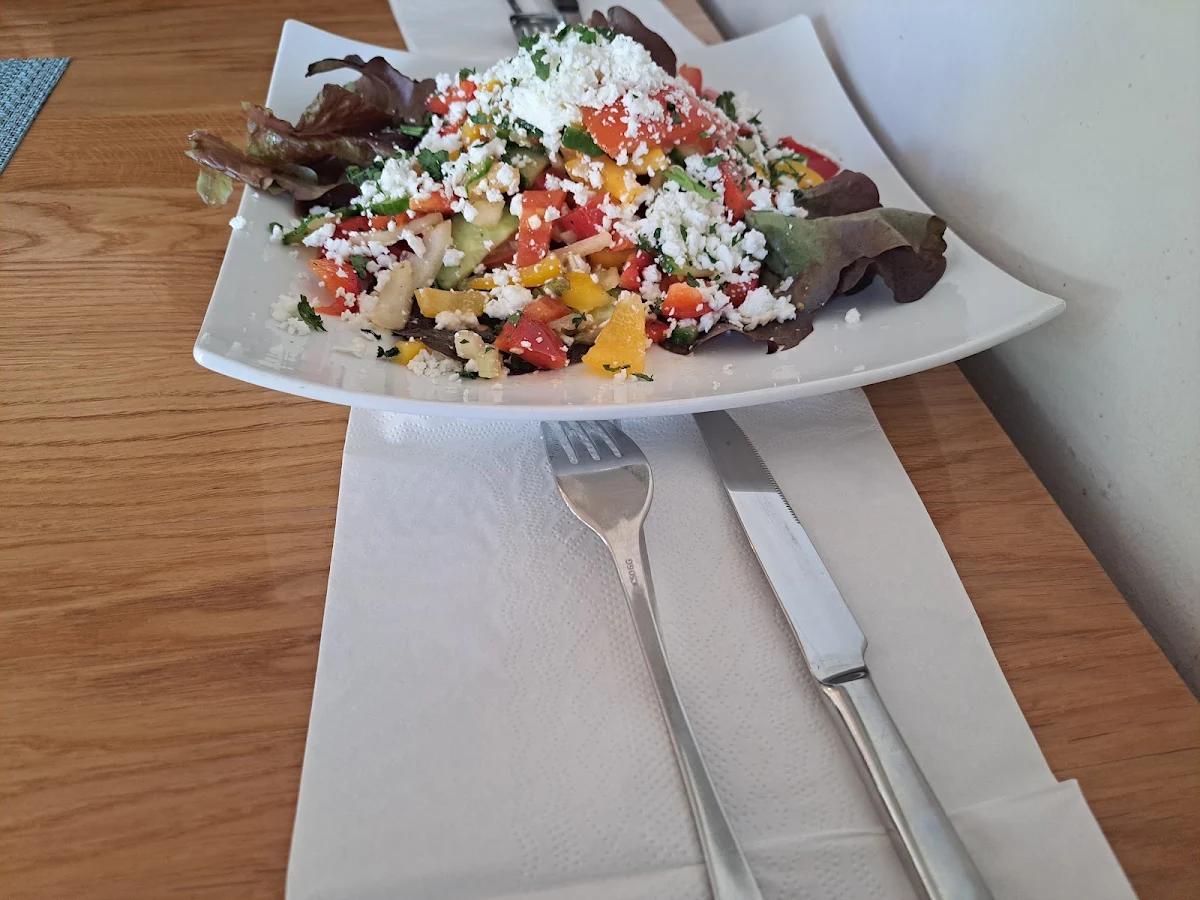 Šopska Salata