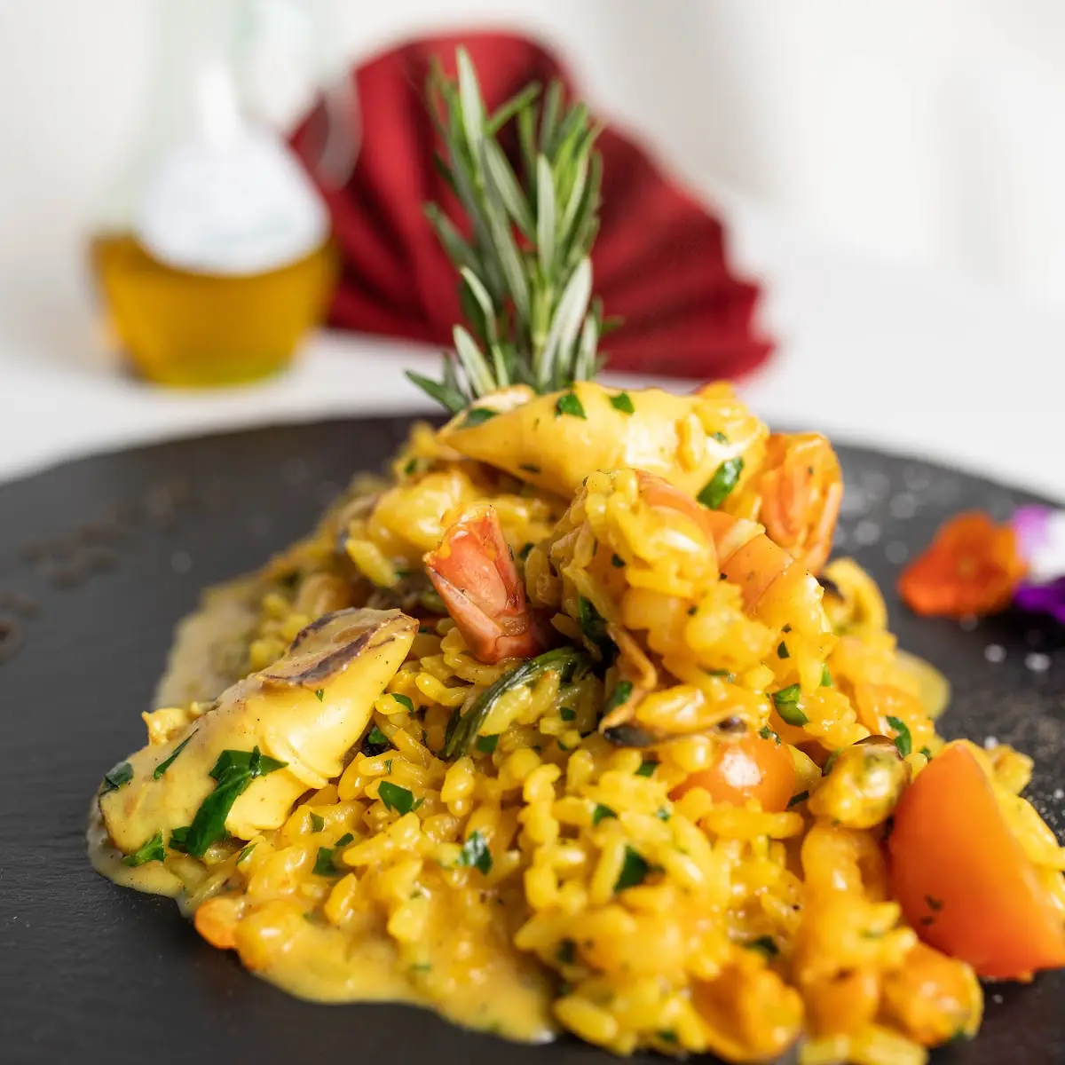 Risotto Allo Zafferano Con Frutti Di Mare