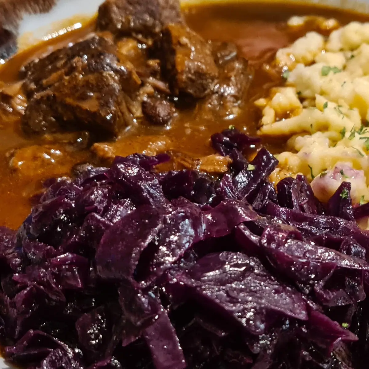 Goulash Met Spätzle