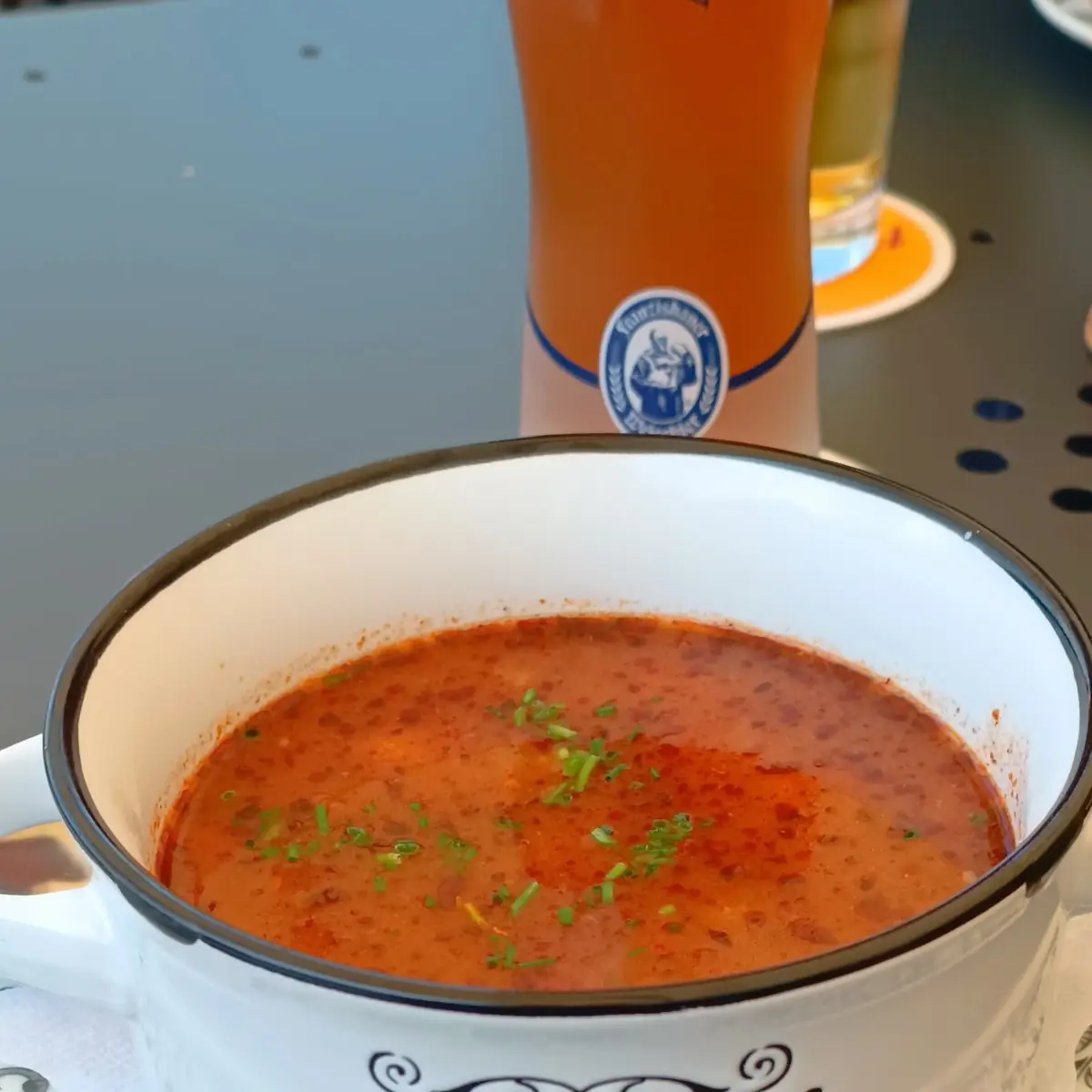Gulaschsuppe