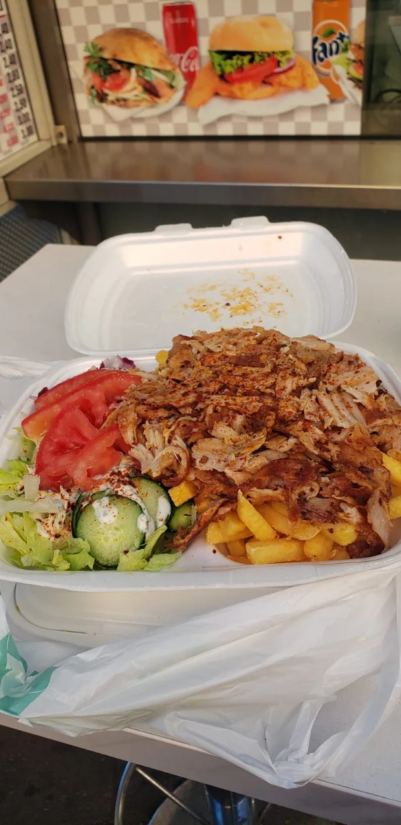 Hühner Kebap Teller