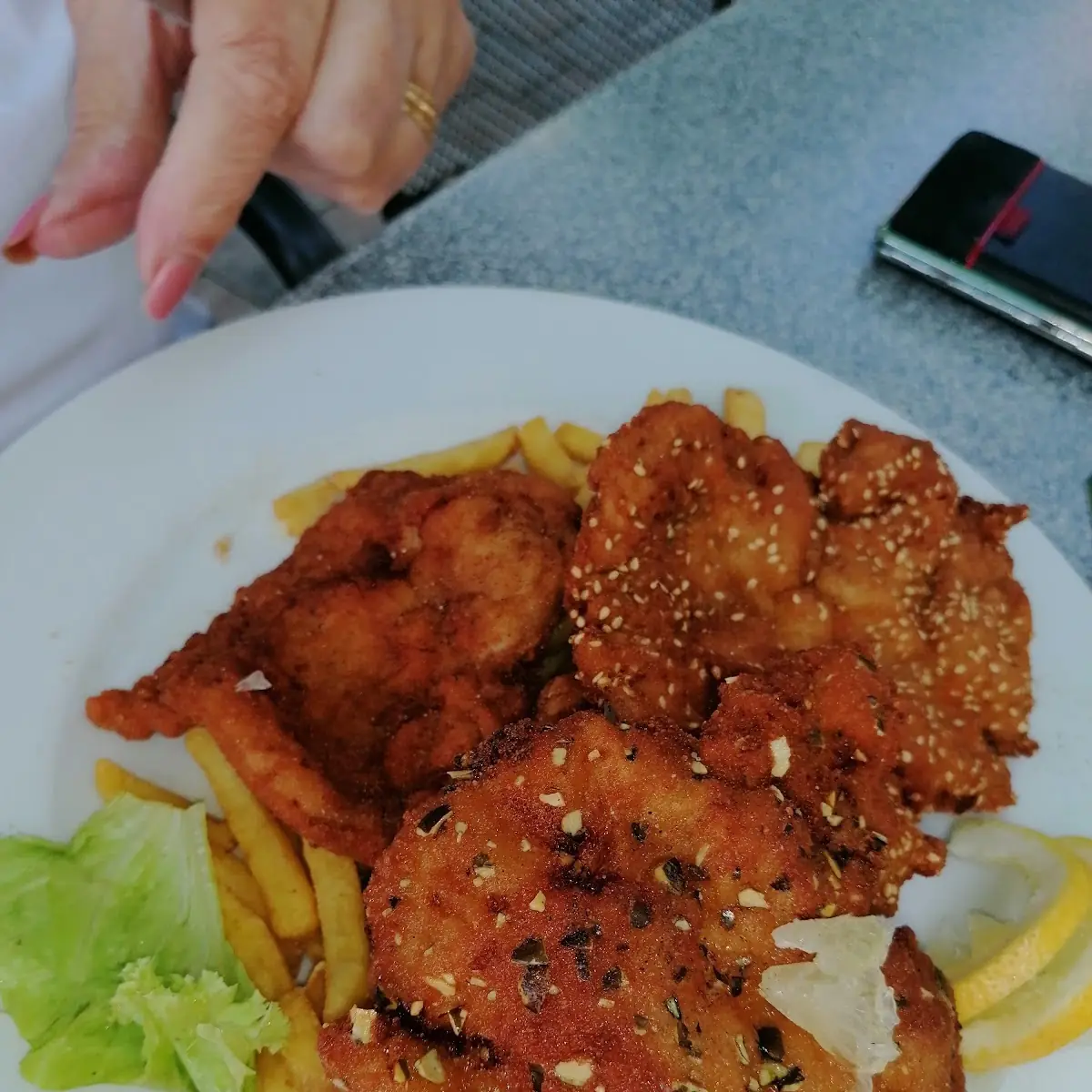Schnitzelvariation Mit Pommes