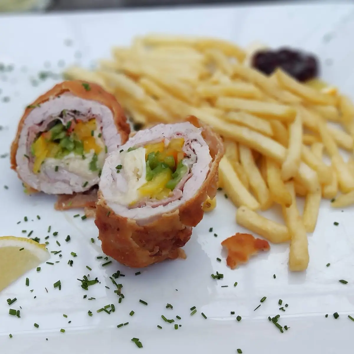 Postschnitzel Mít Pommes