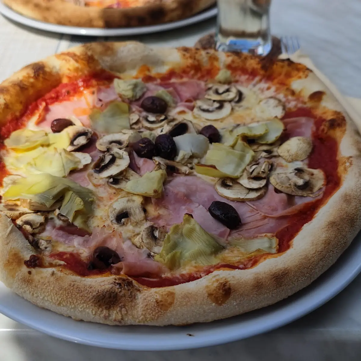 Pizza Capricciosa