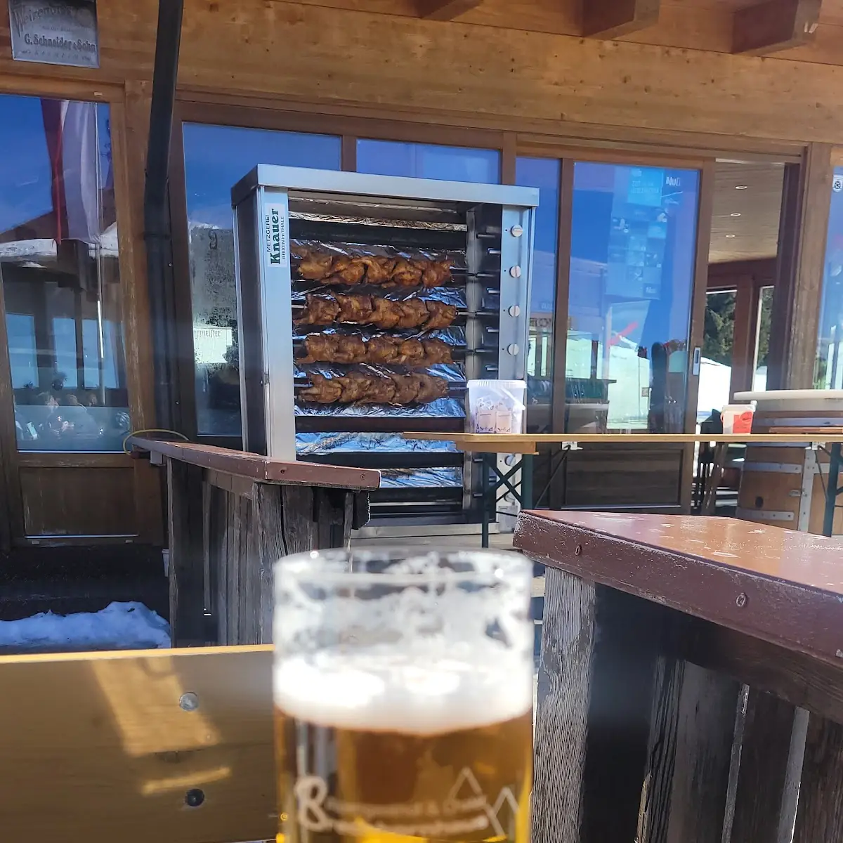 Großes 0 5 Liter Helles Bier