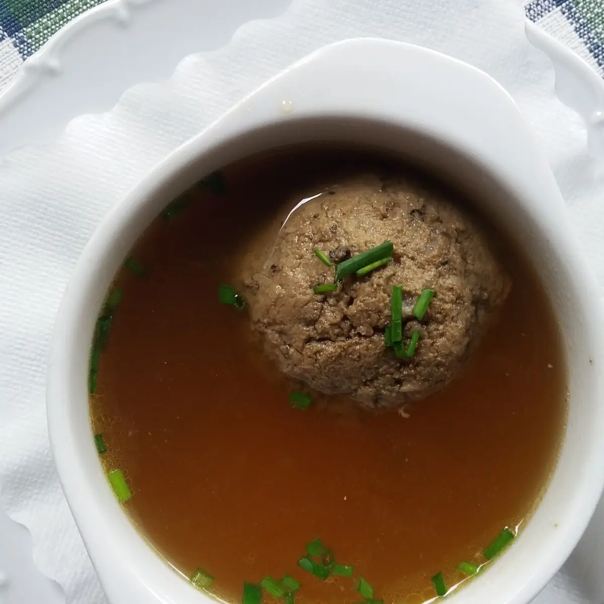 Leberknödelsuppe