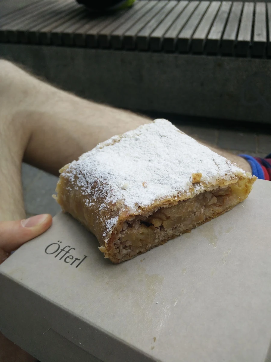 Apfelstrudel