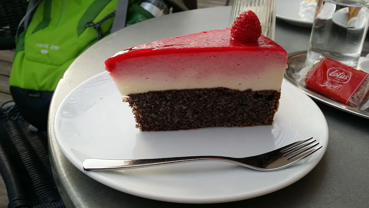 Himbeer Mohn Torte