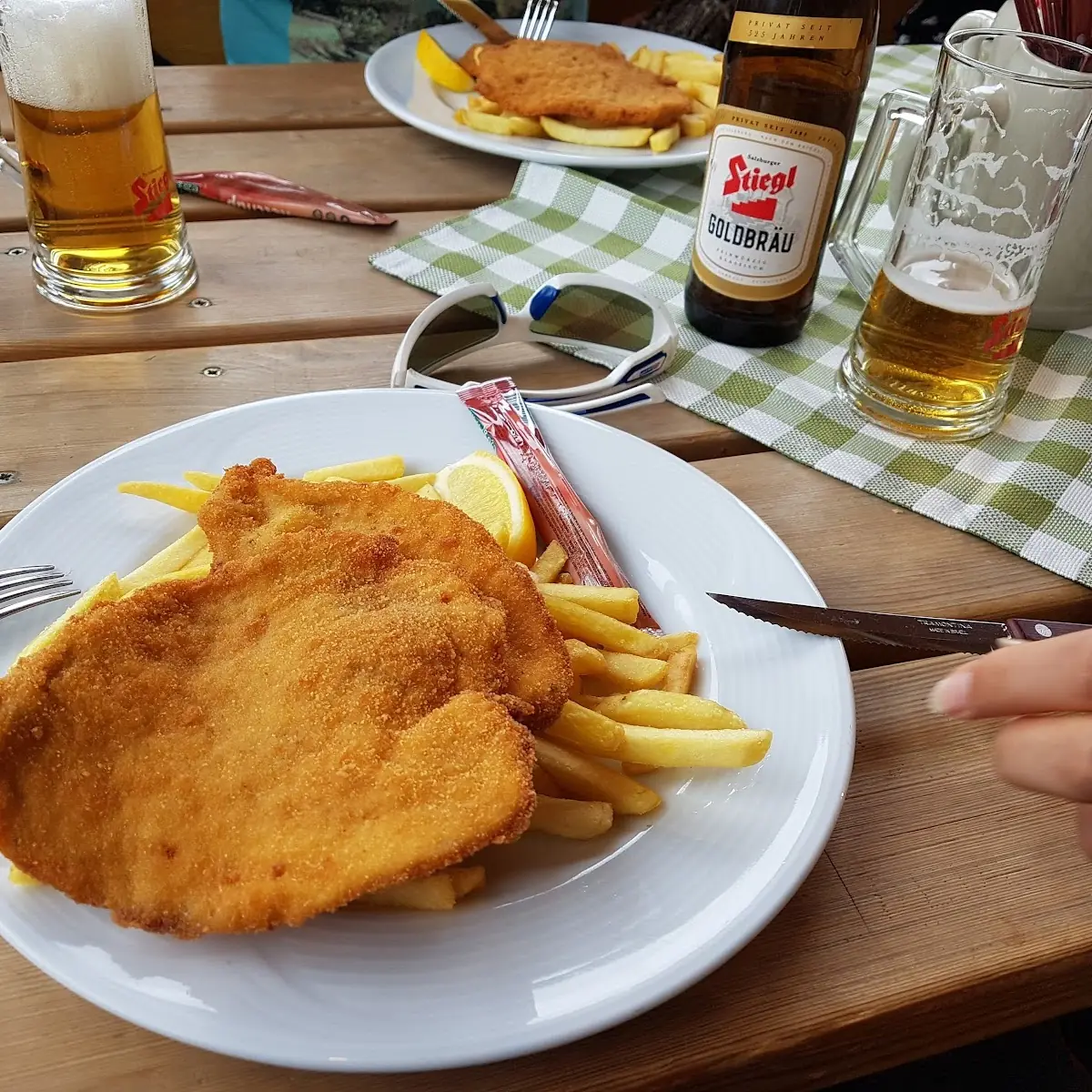 Wiener Schnitzel Mit Pommes Nicht Zu Empfehlen Leider