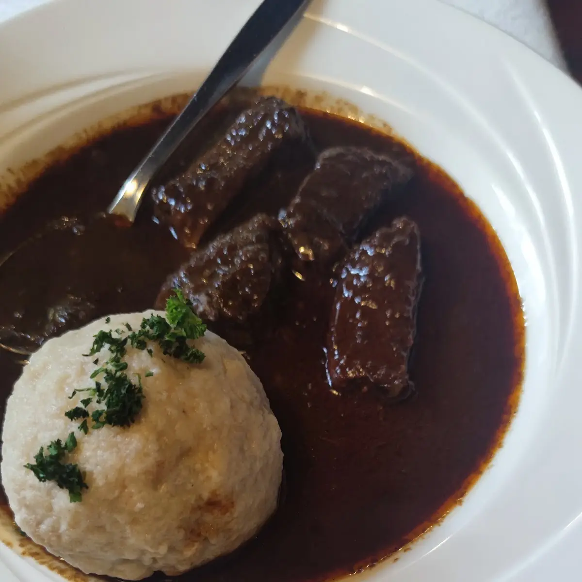 Gulasch Mit Knödel