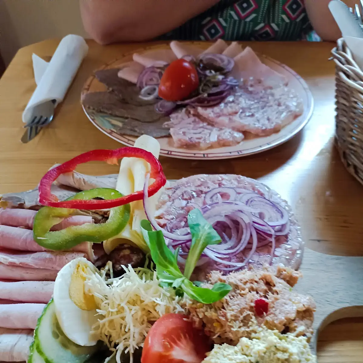 Hausteller