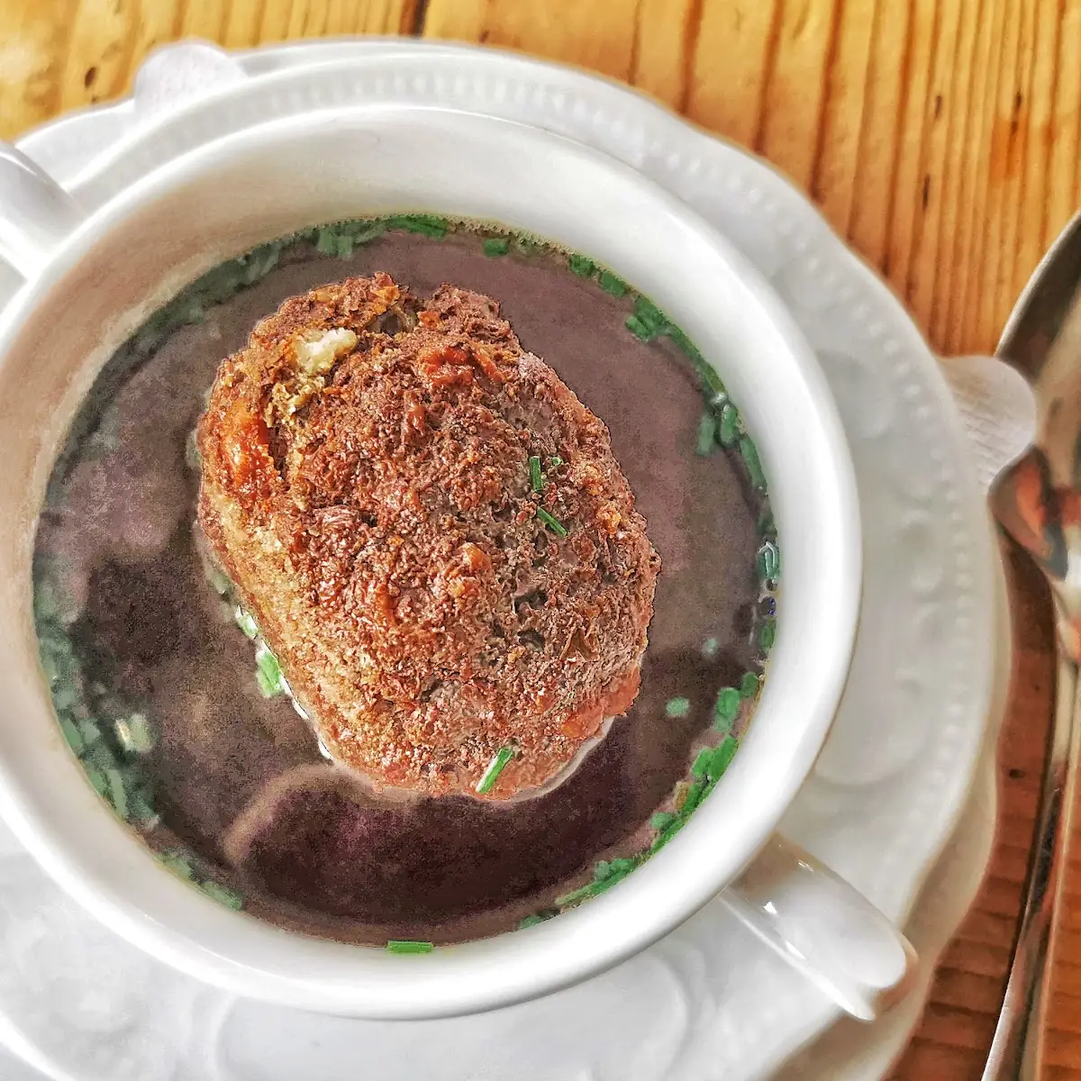 Leberknödelsuppe