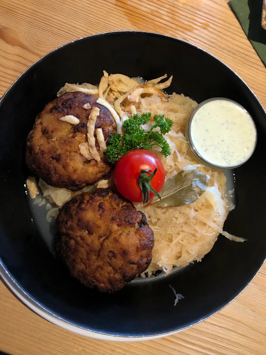 Kaspressknödel Mit Sauerkraut