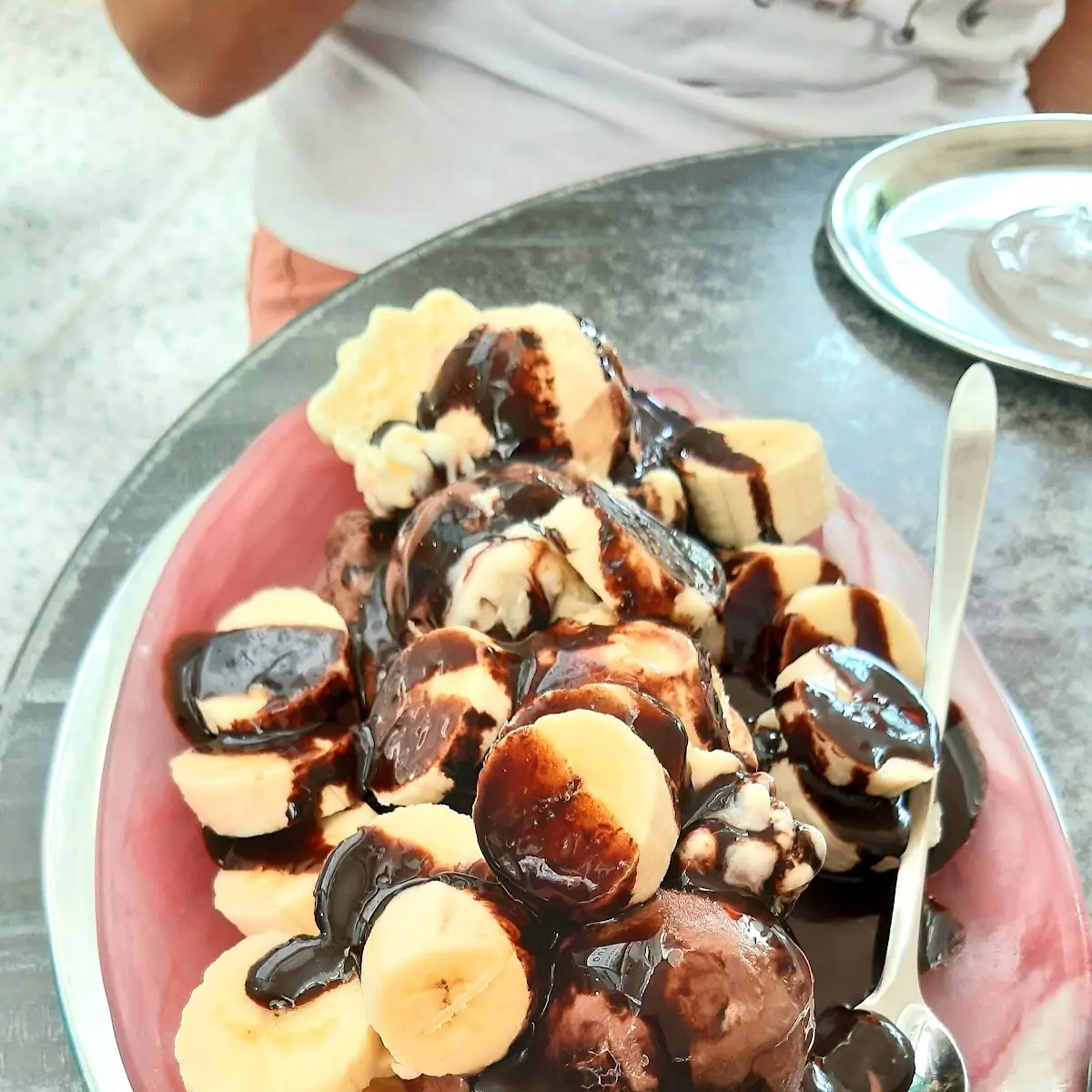 Bananensplit Mit 4 Kugeln