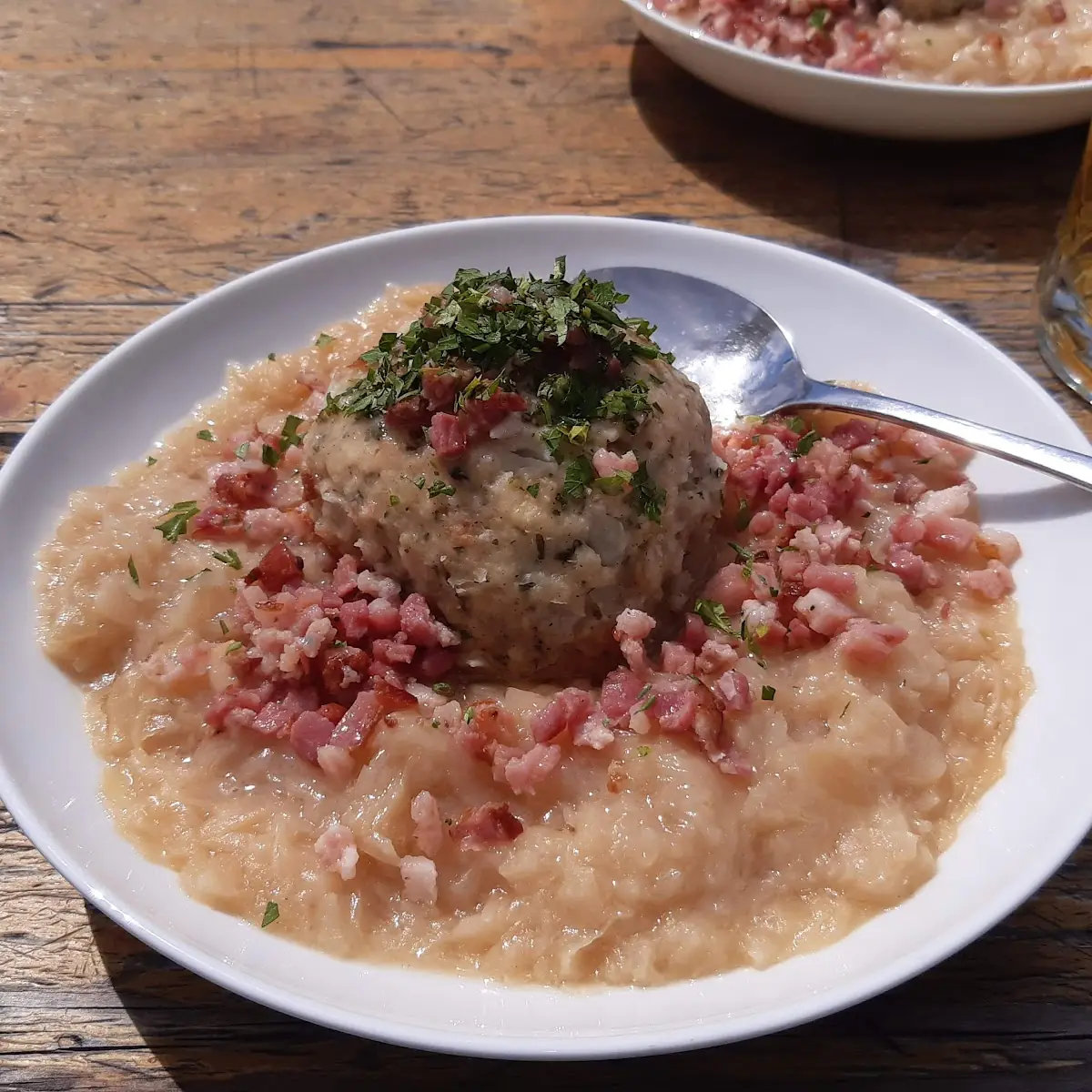 Speckknödel Mit Sauerkraut