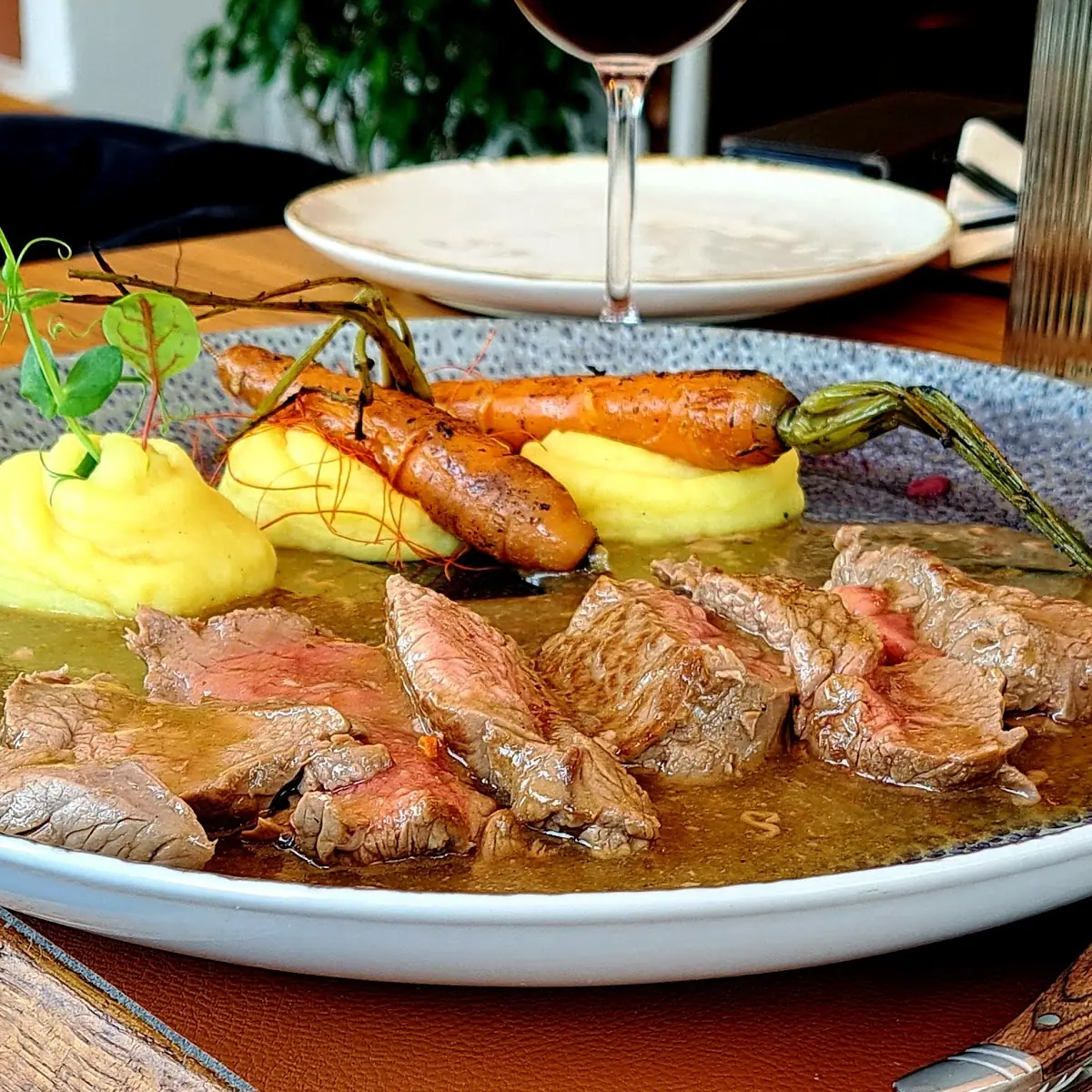Rinderstreifen Mit Puree