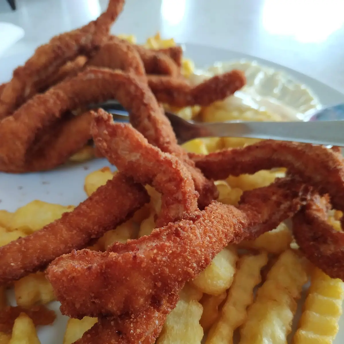 Schnitzelsticks Mit Pommes