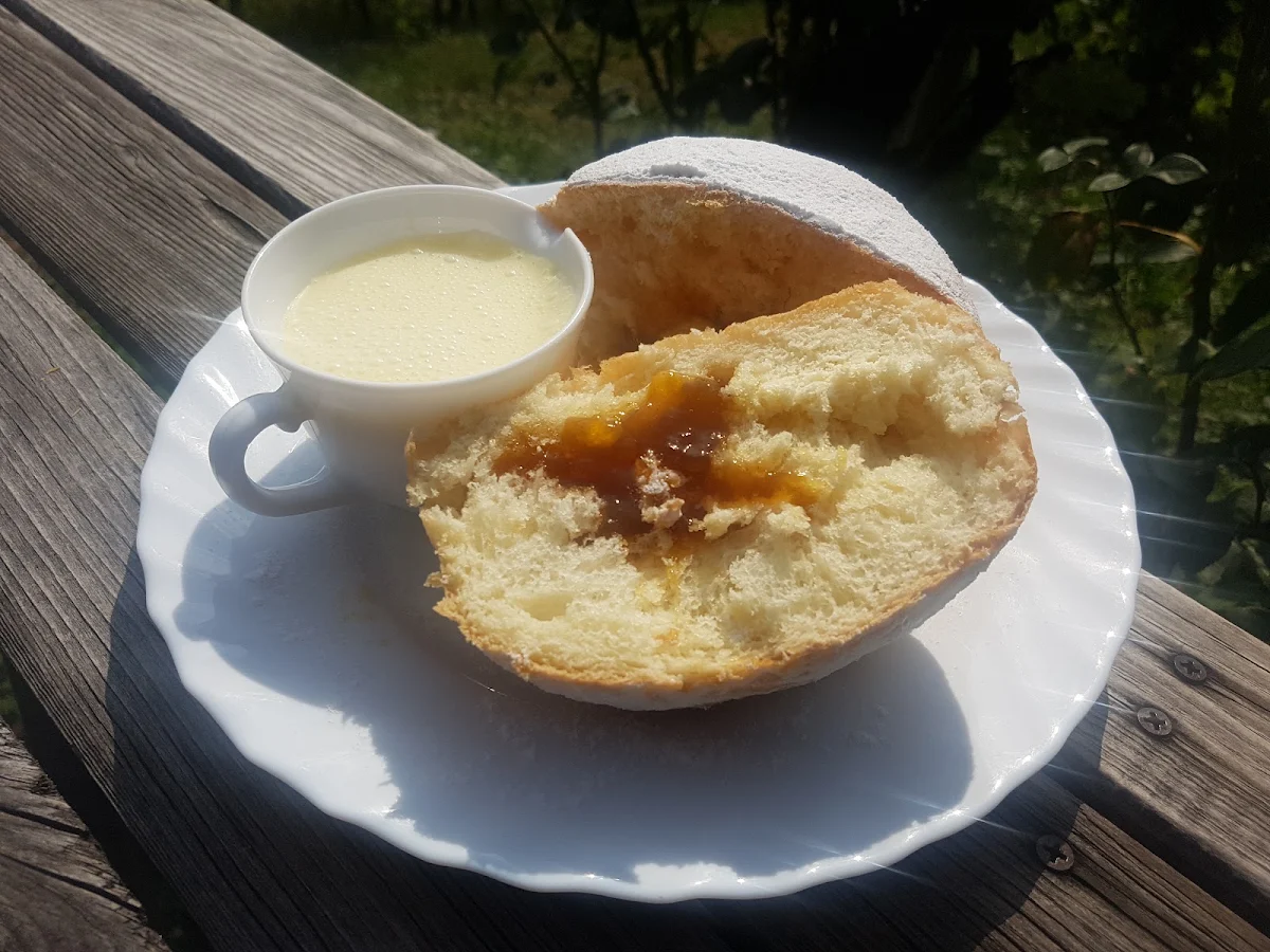 Buchteln Mit Vanillesauce