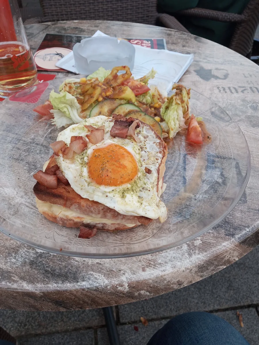 Castollo Toast