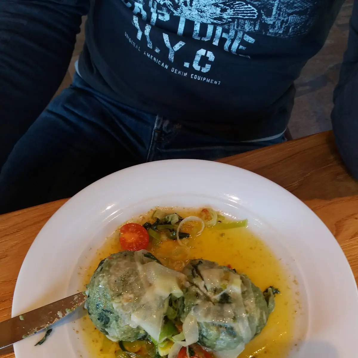 Spinat Knödel Mit Mozarella Gefüllt