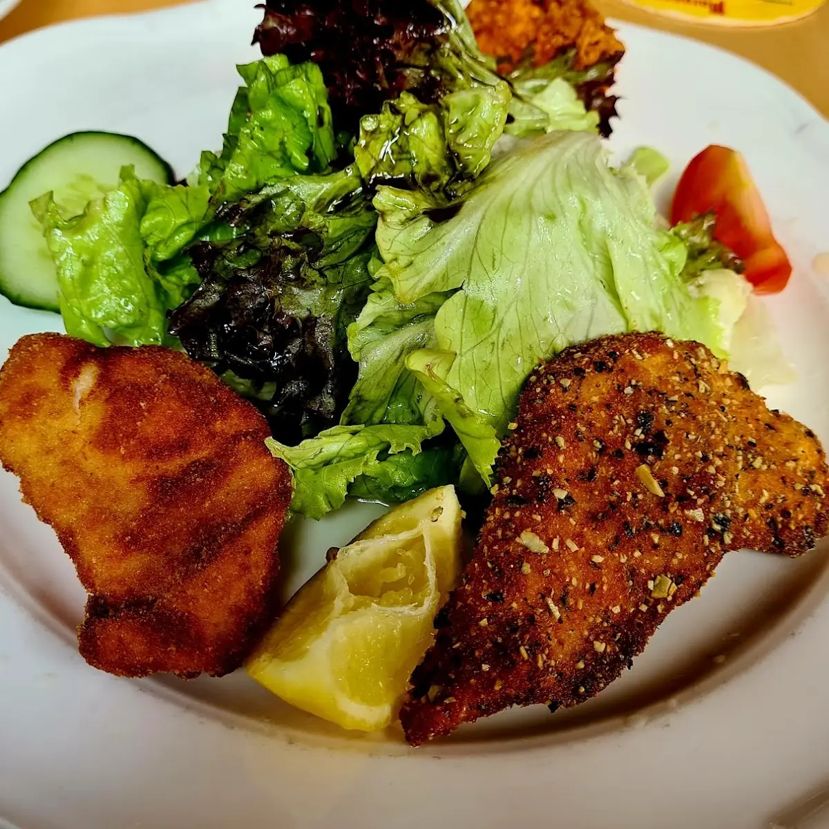 Landhendl Gebacken Auf 3erlei Art Mit Blattsalat