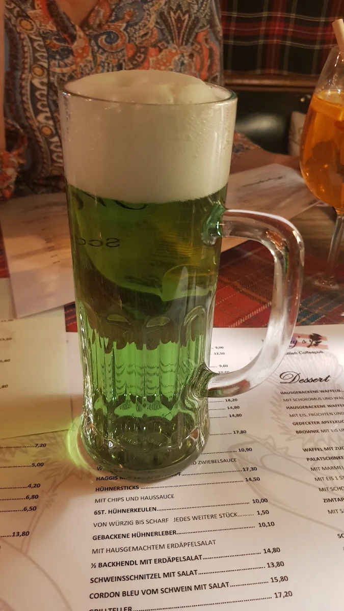 Grünes Bier Schmeckt Wie Bier