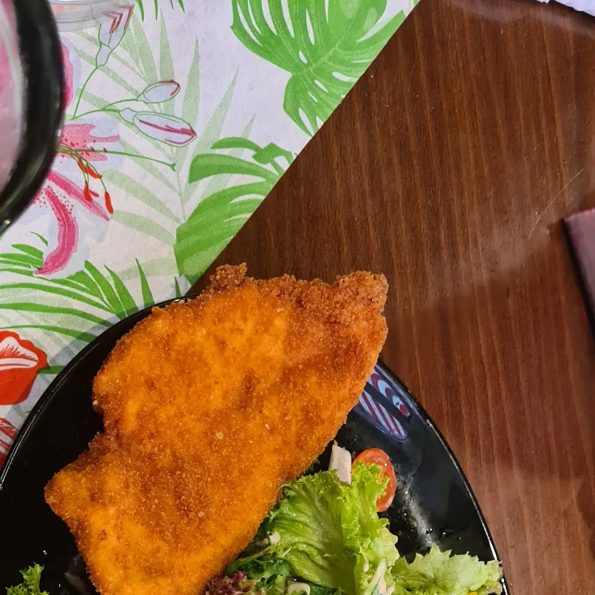 Fitness Salat Mit Paniertes Schnitzel